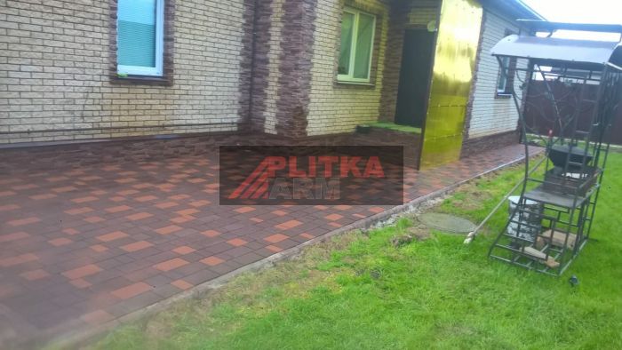 тротуарная плитка во дворе частного дома фотo и цена